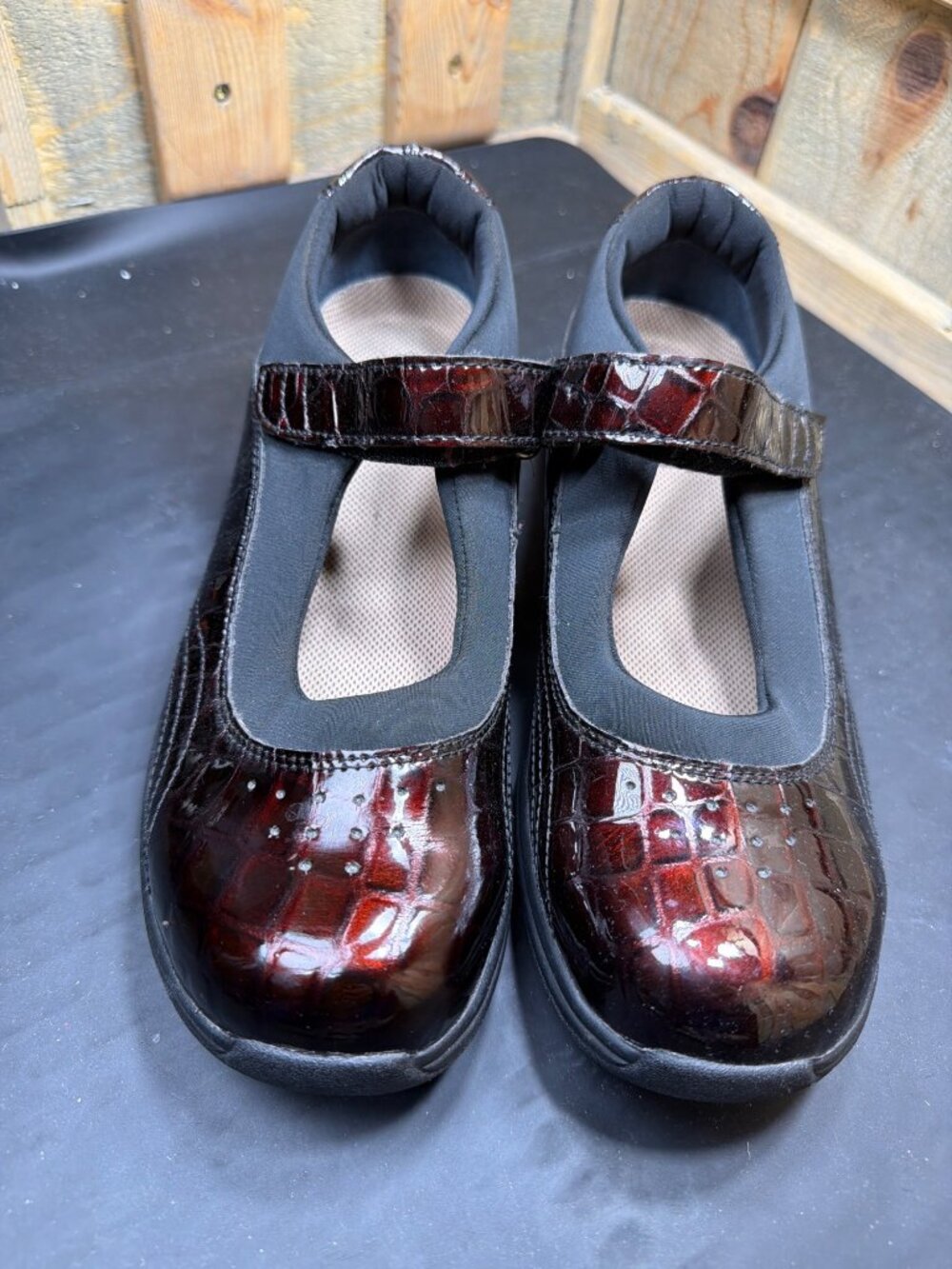 Drew Rose Black Burgundy Croc Patent Mary Jane Comfort Shoes Womens 8M - Picture 3 of 9